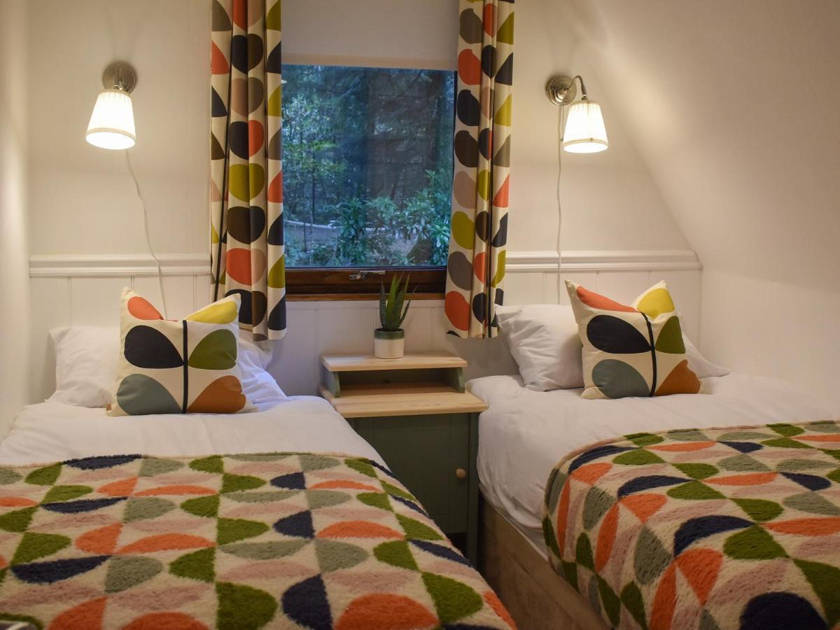 Pine Needle Lodge Kilfinnan Eksteriør billede
